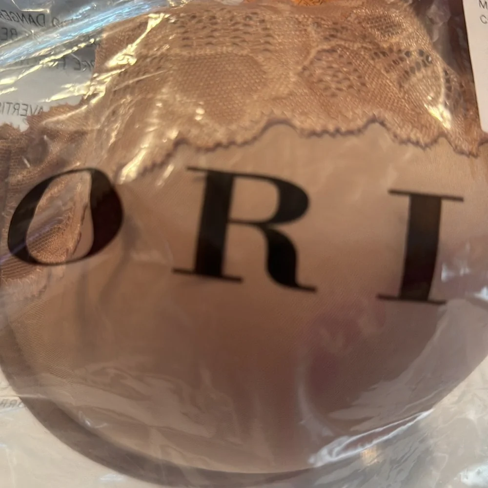 Natori underwire bra 32DD. - Picture 3 of 6
